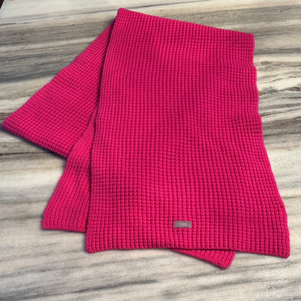 FIGS WAFFLE KNIT MERINO WOOL OVERSIZED SCARF